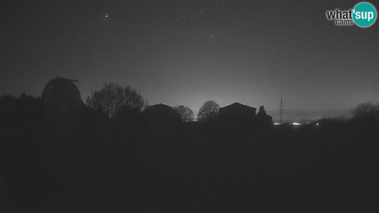 Višnjan Observatory Live Webcam – Explore the Sky, Asteroids, Comets, and Meteoroids