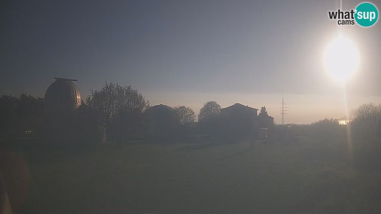 Višnjan Observatory Live Webcam – Explore the Sky, Asteroids, Comets, and Meteoroids