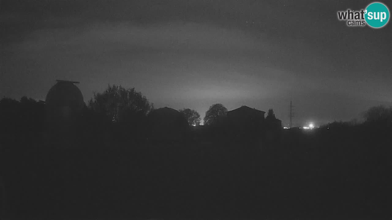 Višnjan Observatory Live Webcam – Explore the Sky, Asteroids, Comets, and Meteoroids