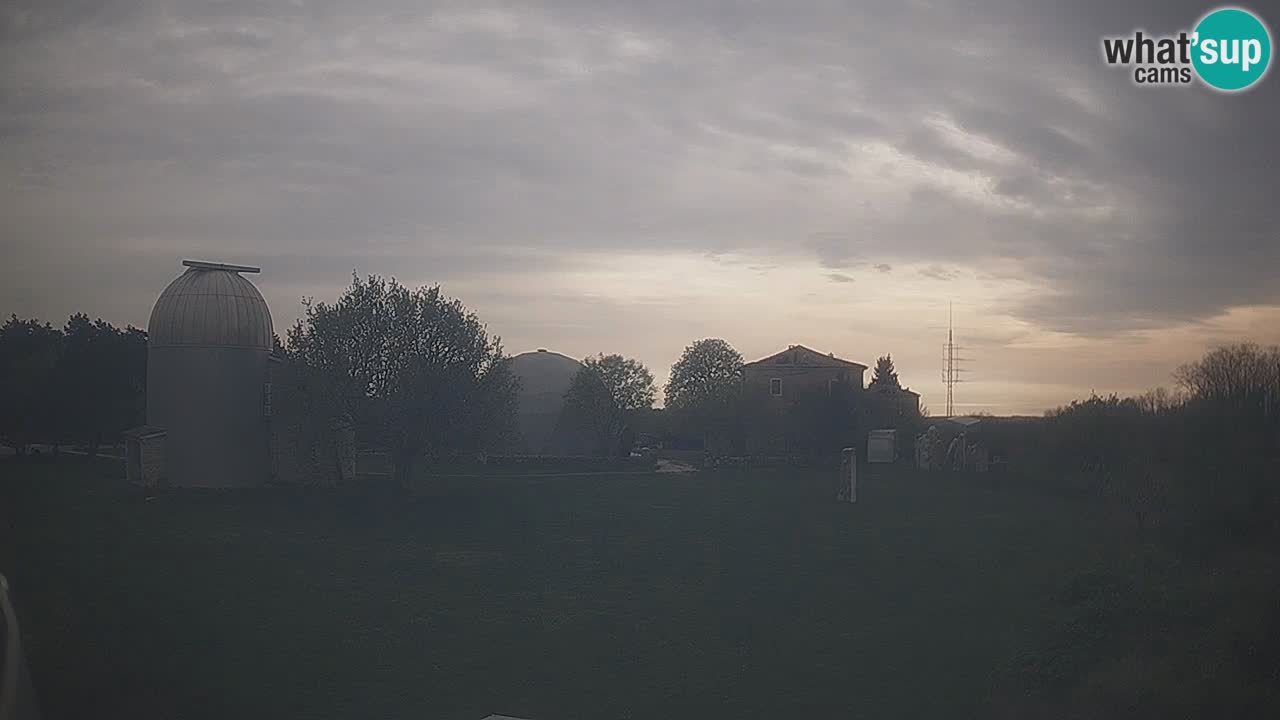 Višnjan Observatory Live Webcam – Explore the Sky, Asteroids, Comets, and Meteoroids