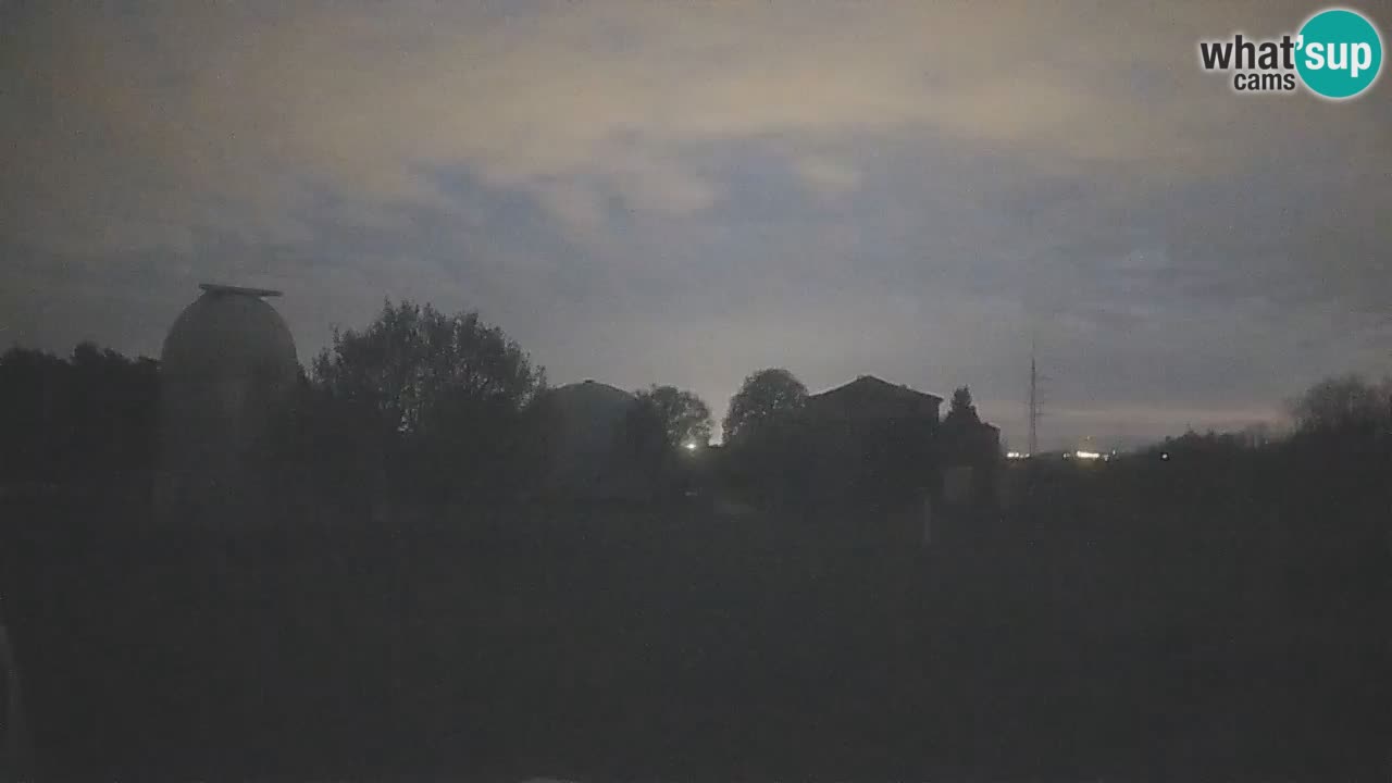 Višnjan-Observatorium Live Webcam – Explore the Sky, Asteroids, Comets, and Meteoroids