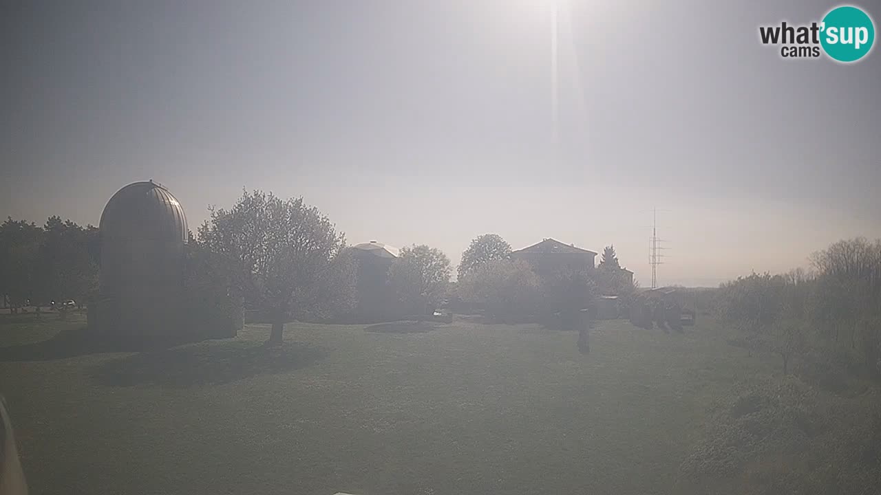 Observatorij Višnjan spletna kamera – Odkrivajte nebo, asteroide, komete in meteorite