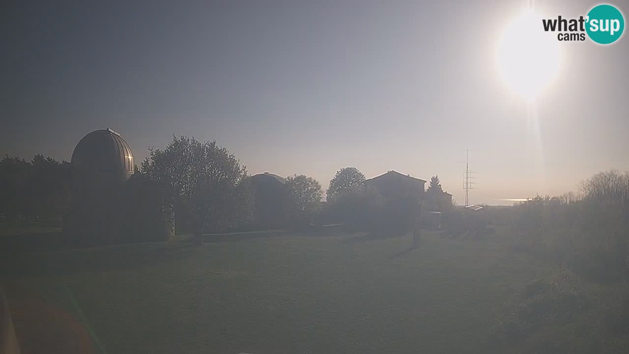 Višnjan Observatory Live Webcam – Explore the Sky, Asteroids, Comets, and Meteoroids