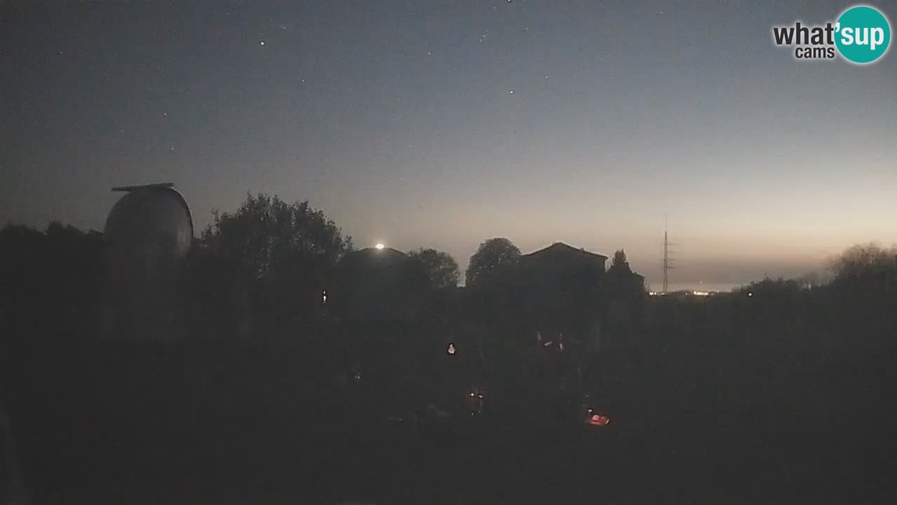 Webcam en direct de l’Observatoire de Višnjan – Explorez le ciel, les astéroïdes, les comètes et les météoroïdes