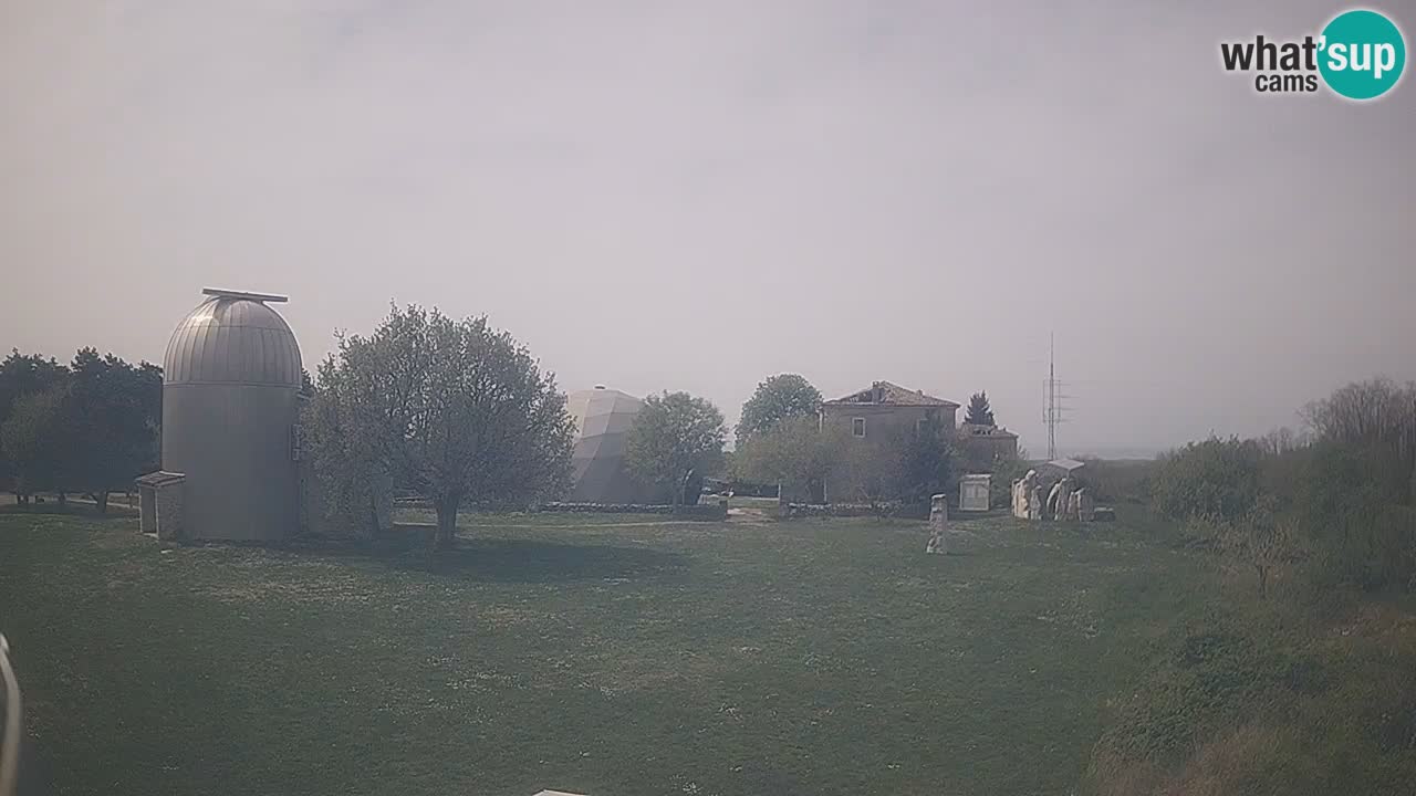 Višnjan Observatory Live Webcam – Explore the Sky, Asteroids, Comets, and Meteoroids