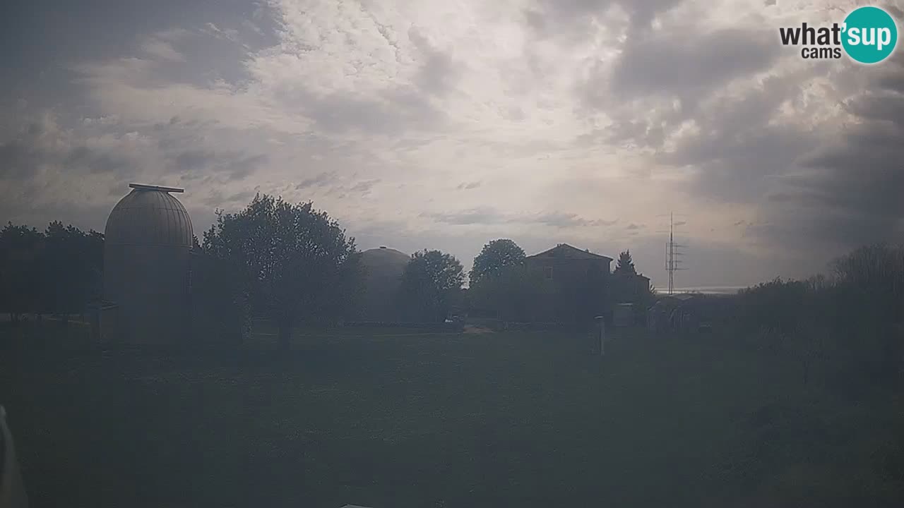 Višnjan Observatory Live Webcam – Explore the Sky, Asteroids, Comets, and Meteoroids