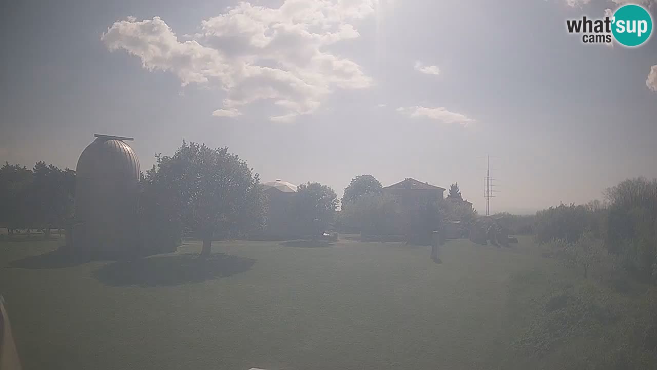 Observatorij Višnjan spletna kamera – Odkrivajte nebo, asteroide, komete in meteorite