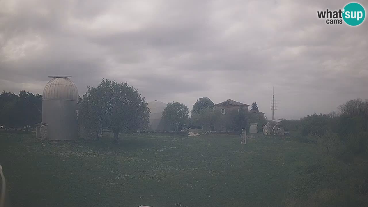 Višnjan Observatory Live Webcam – Explore the Sky, Asteroids, Comets, and Meteoroids