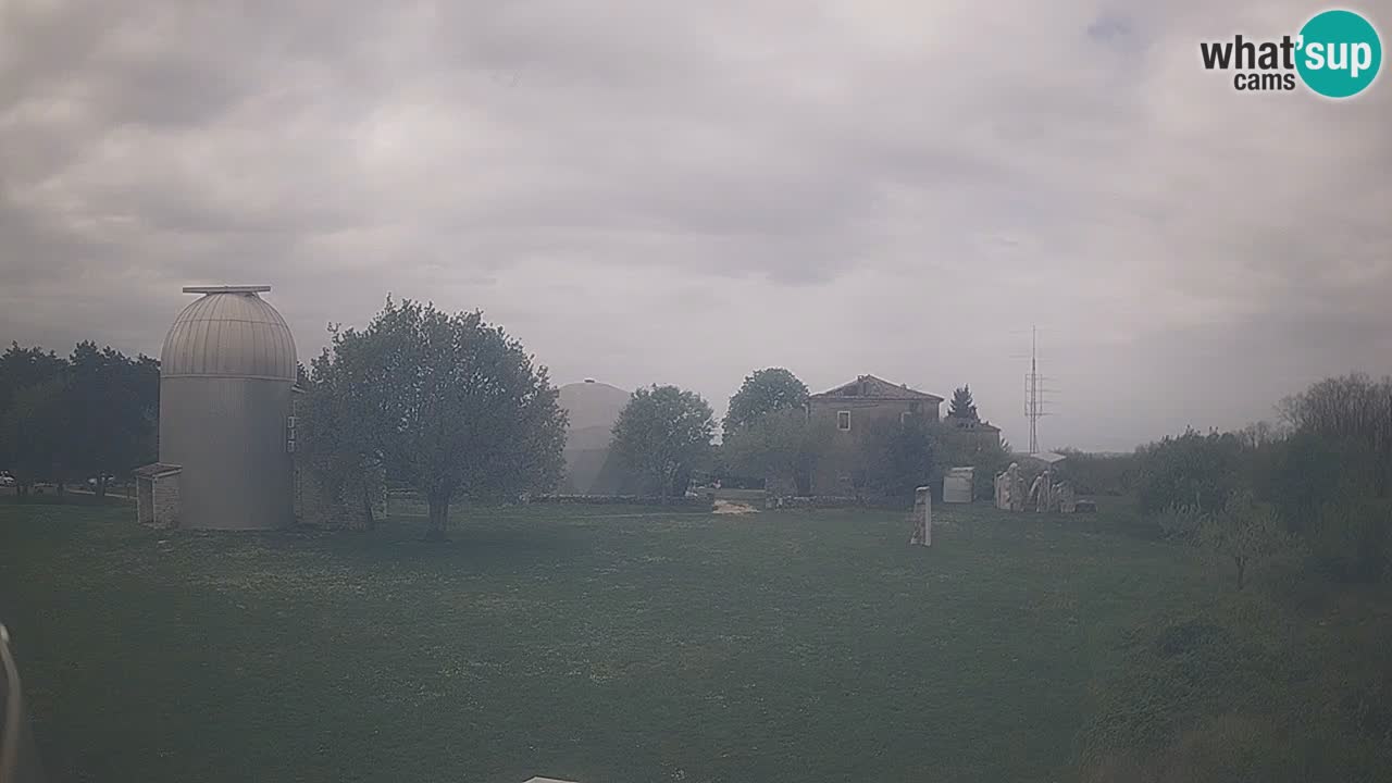 Observatorij Višnjan spletna kamera – Odkrivajte nebo, asteroide, komete in meteorite