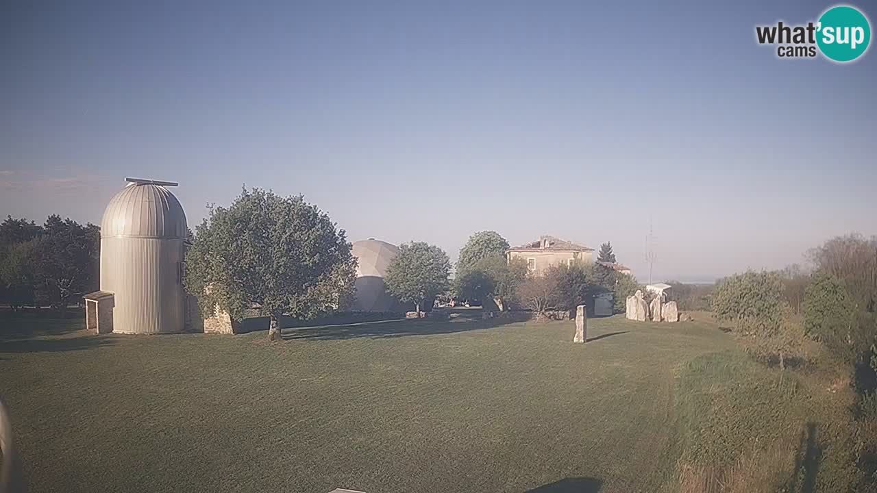 Višnjan Opservatorij uživo preko web kamere – Istražite nebo, asteroide, komete i meteorite