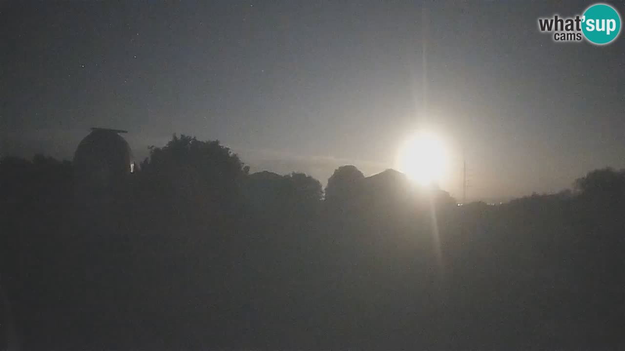 Observatorij Višnjan spletna kamera – Odkrivajte nebo, asteroide, komete in meteorite