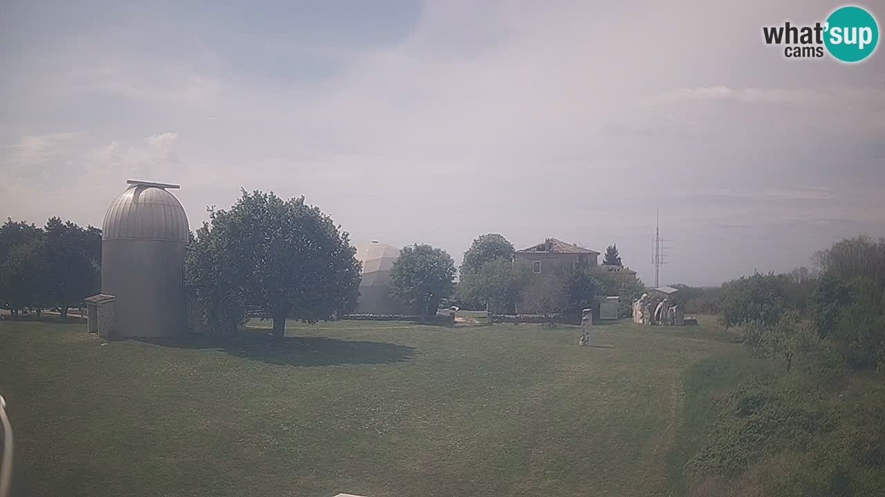 Višnjan Observatory Live Webcam – Explore the Sky, Asteroids, Comets, and Meteoroids