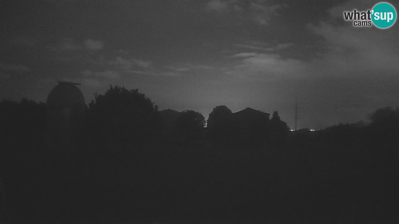 Višnjan Observatory Live Webcam – Explore the Sky, Asteroids, Comets, and Meteoroids