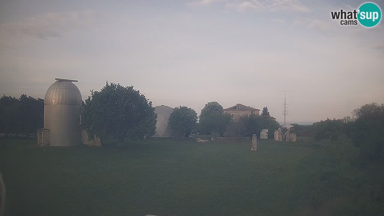 Višnjan Observatory Live Webcam – Explore the Sky, Asteroids, Comets, and Meteoroids