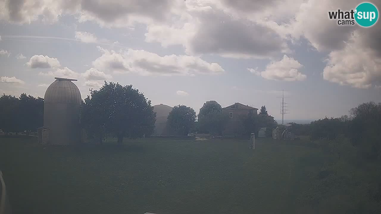 Višnjan Observatory Live Webcam – Explore the Sky, Asteroids, Comets, and Meteoroids