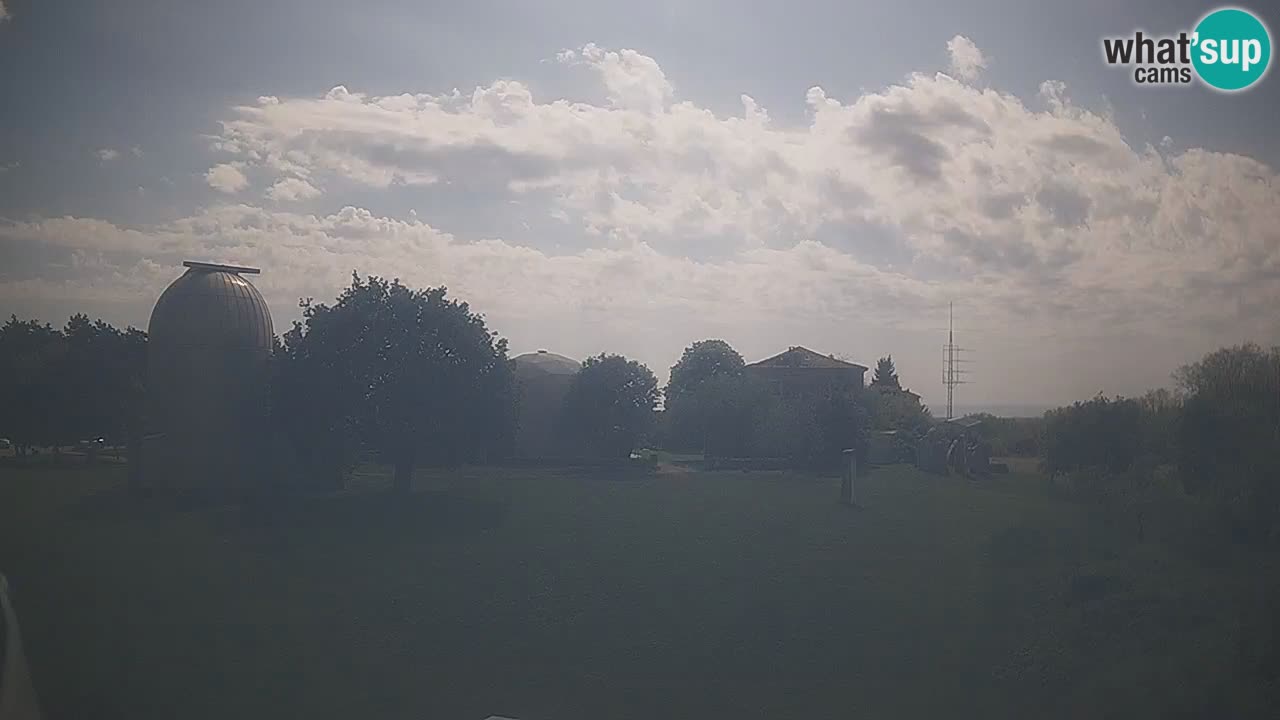 Višnjan Observatory Live Webcam – Explore the Sky, Asteroids, Comets, and Meteoroids