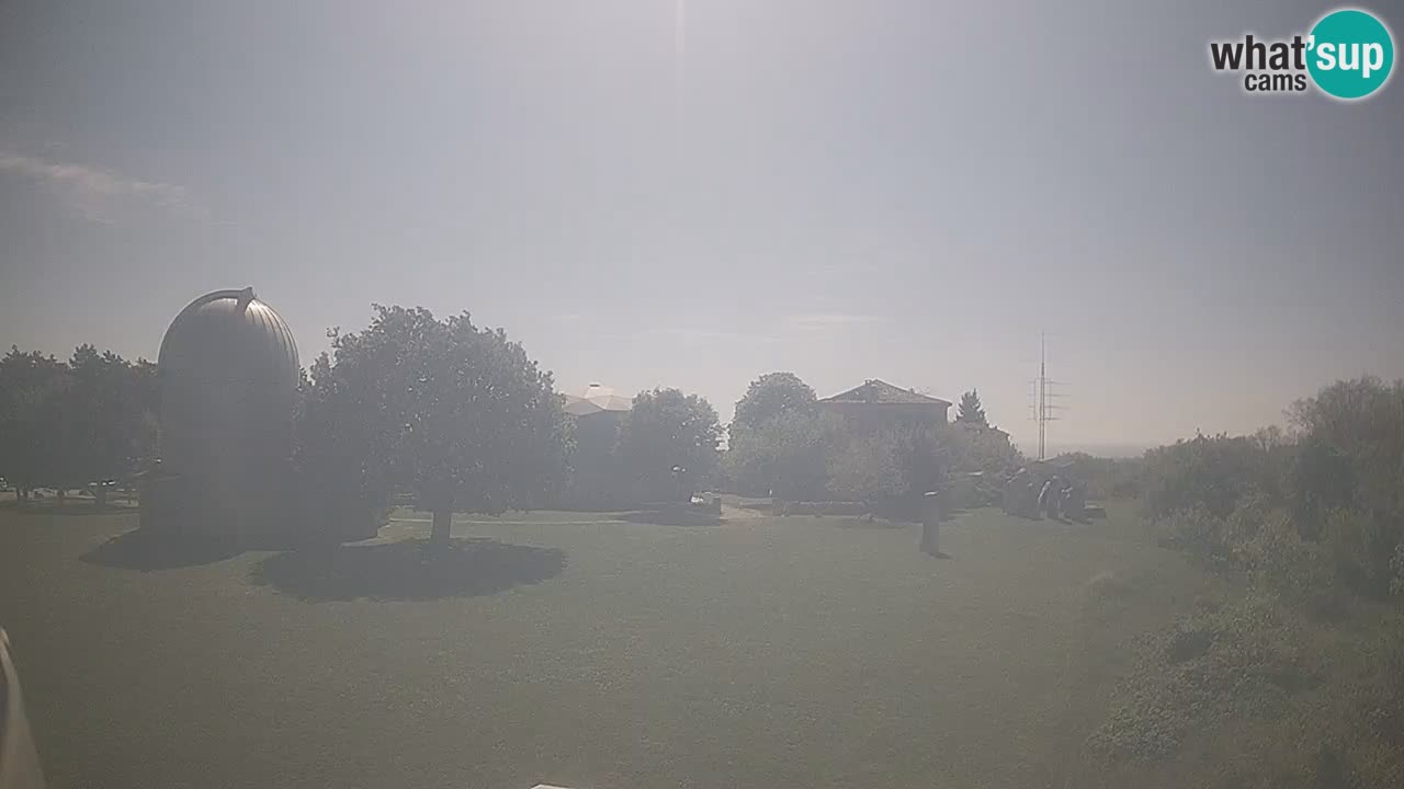 Webcam en direct de l’Observatoire de Višnjan – Explorez le ciel, les astéroïdes, les comètes et les météoroïdes