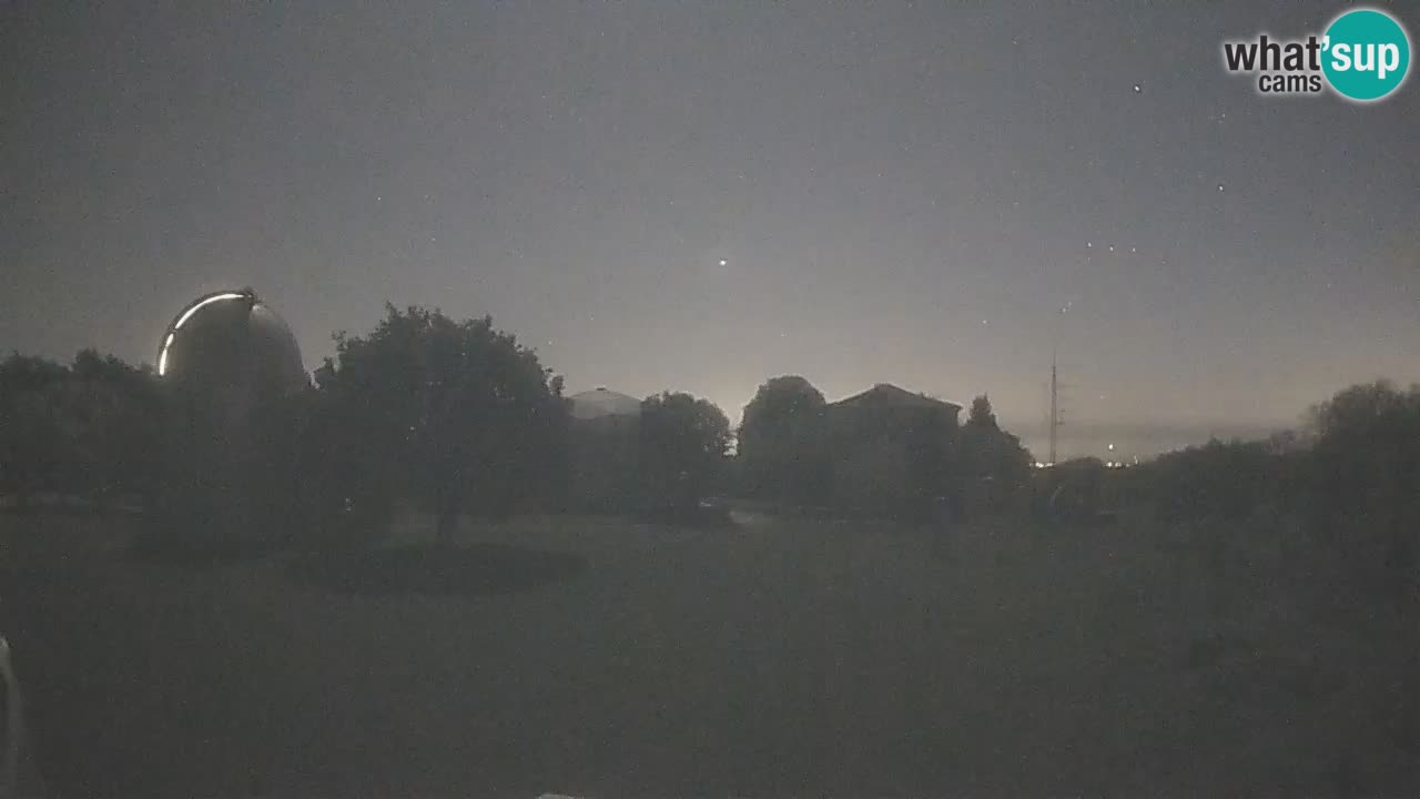Višnjan-Observatorium Live Webcam – Explore the Sky, Asteroids, Comets, and Meteoroids