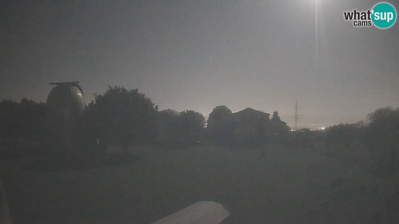 Višnjan-Observatorium Live Webcam – Explore the Sky, Asteroids, Comets, and Meteoroids