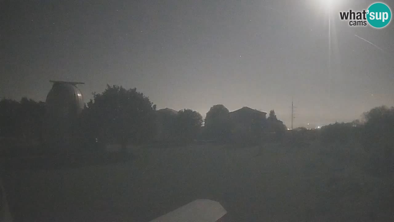 Webcam en direct de l’Observatoire de Višnjan – Explorez le ciel, les astéroïdes, les comètes et les météoroïdes