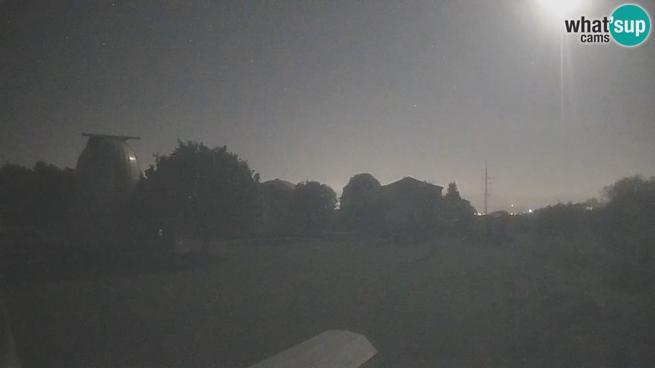 Webcam en direct de l’Observatoire de Višnjan – Explorez le ciel, les astéroïdes, les comètes et les météoroïdes