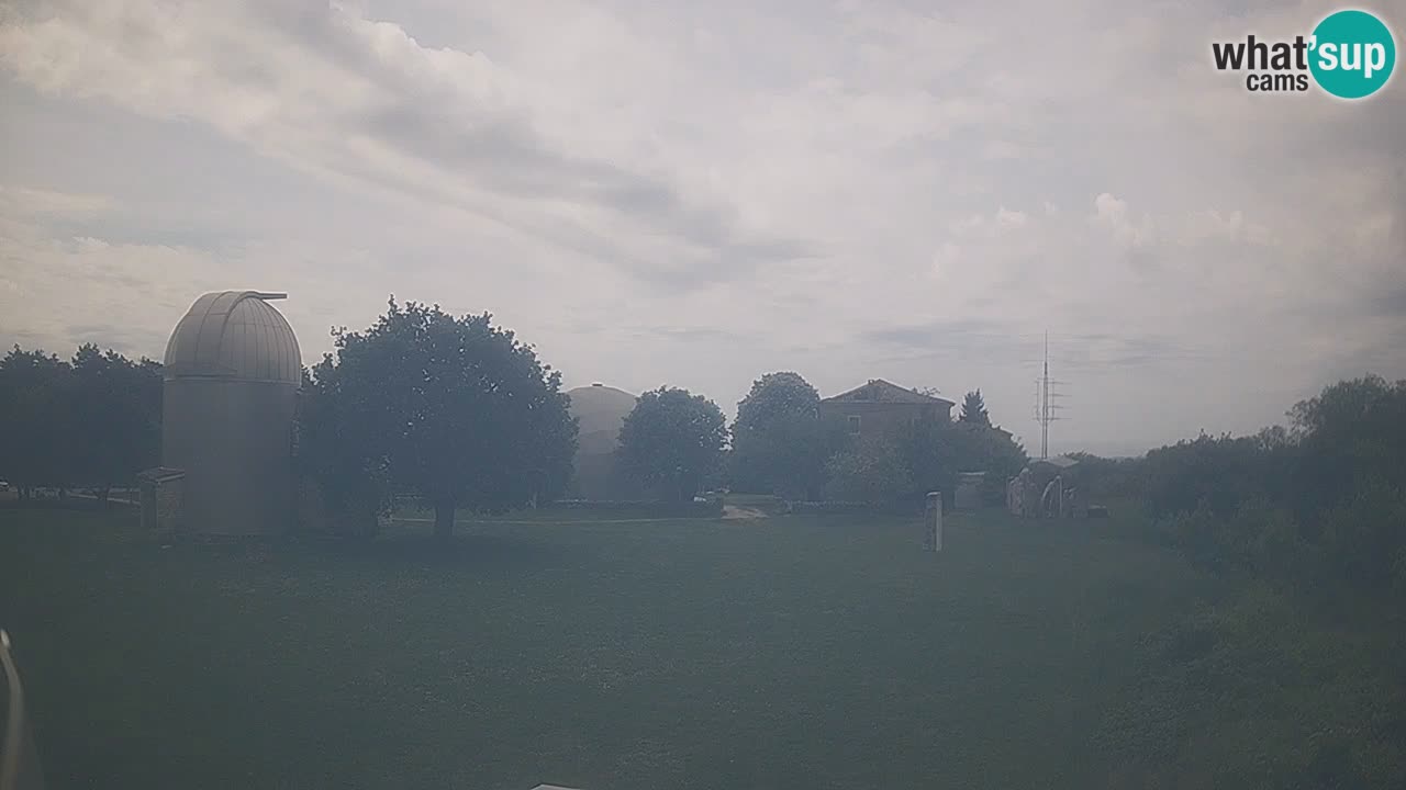 Višnjan Observatory Live Webcam – Explore the Sky, Asteroids, Comets, and Meteoroids