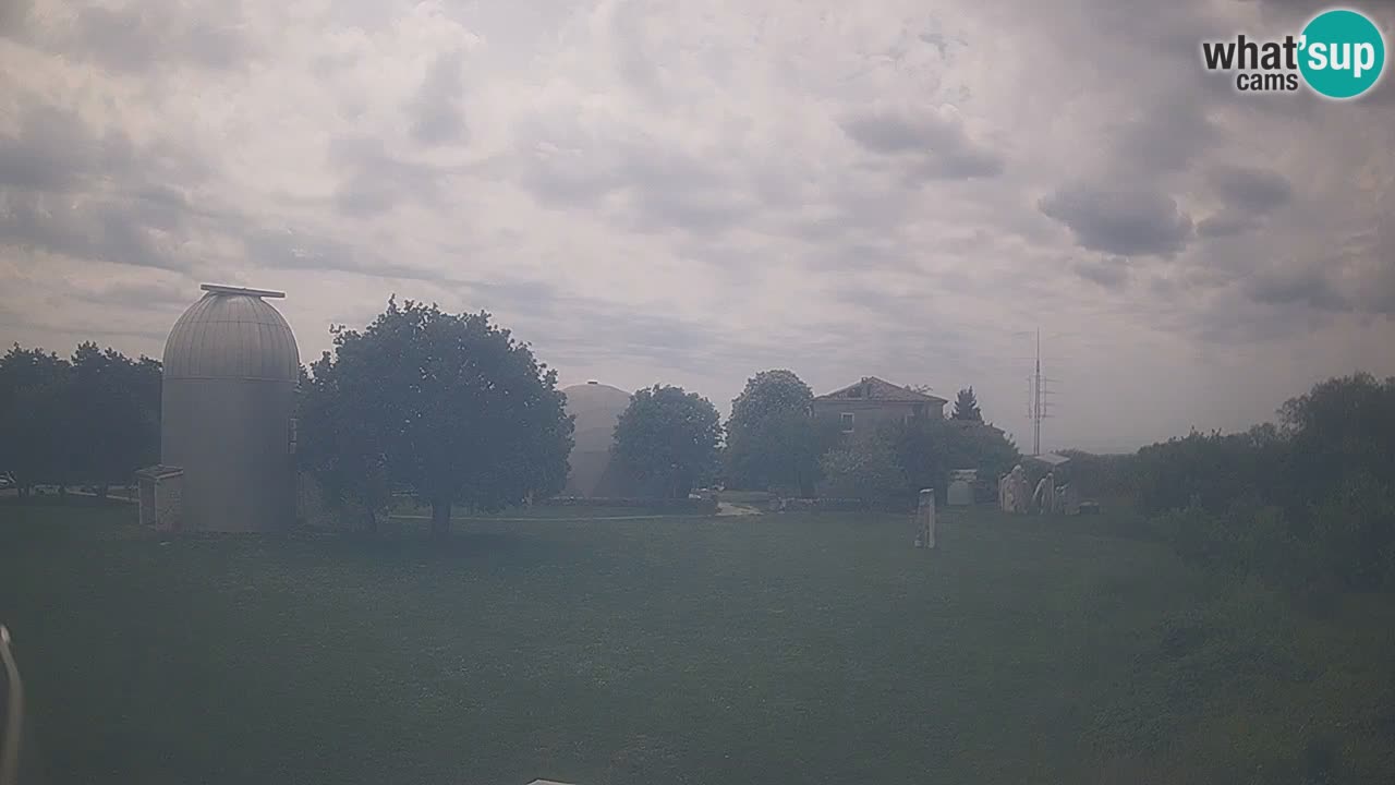 Višnjan Observatory Live Webcam – Explore the Sky, Asteroids, Comets, and Meteoroids