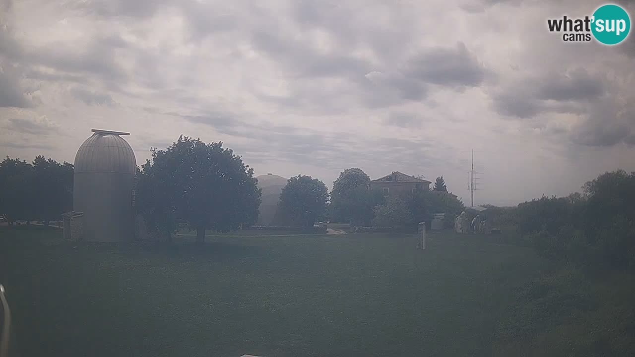 Višnjan Observatory Live Webcam – Explore the Sky, Asteroids, Comets, and Meteoroids