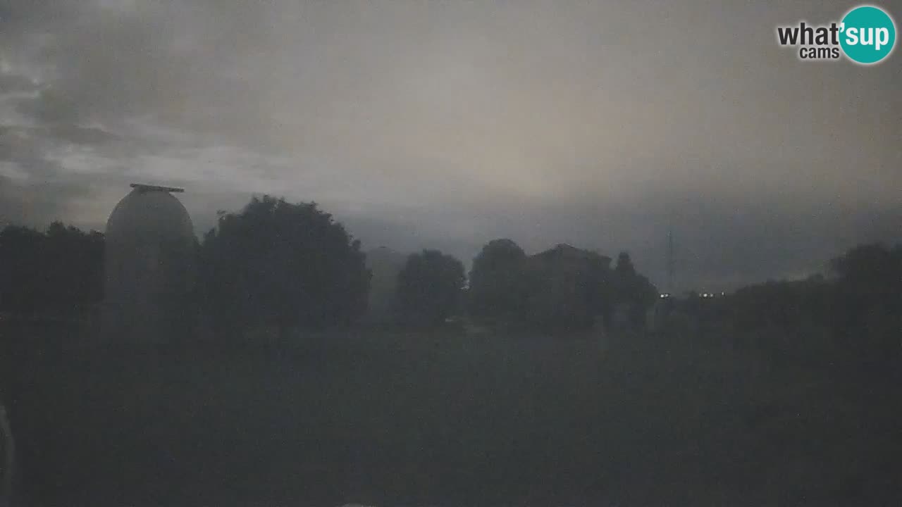 Višnjan Observatory Live Webcam – Explore the Sky, Asteroids, Comets, and Meteoroids