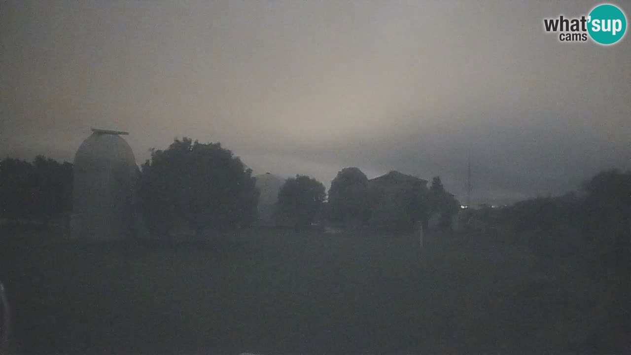 Cámara web en vivo del Observatorio de Višnjan: explora el cielo, los asteroides, cometas y meteoroides