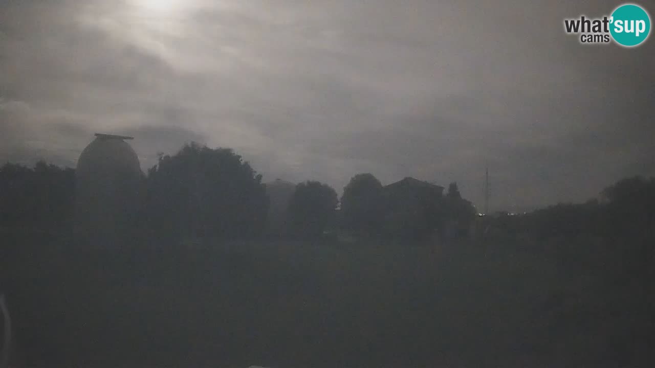 Observatorij Višnjan spletna kamera – Odkrivajte nebo, asteroide, komete in meteorite