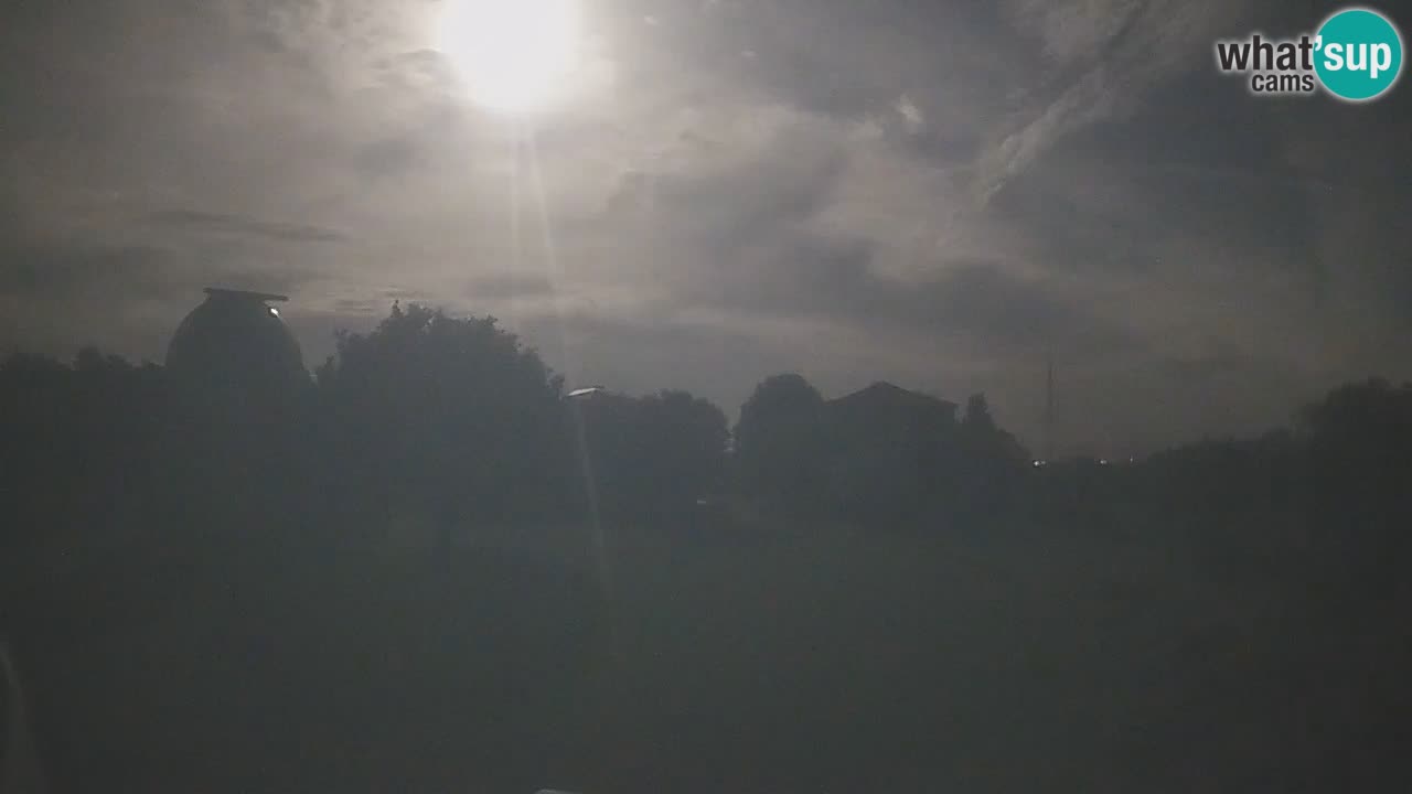 Observatorij Višnjan spletna kamera – Odkrivajte nebo, asteroide, komete in meteorite