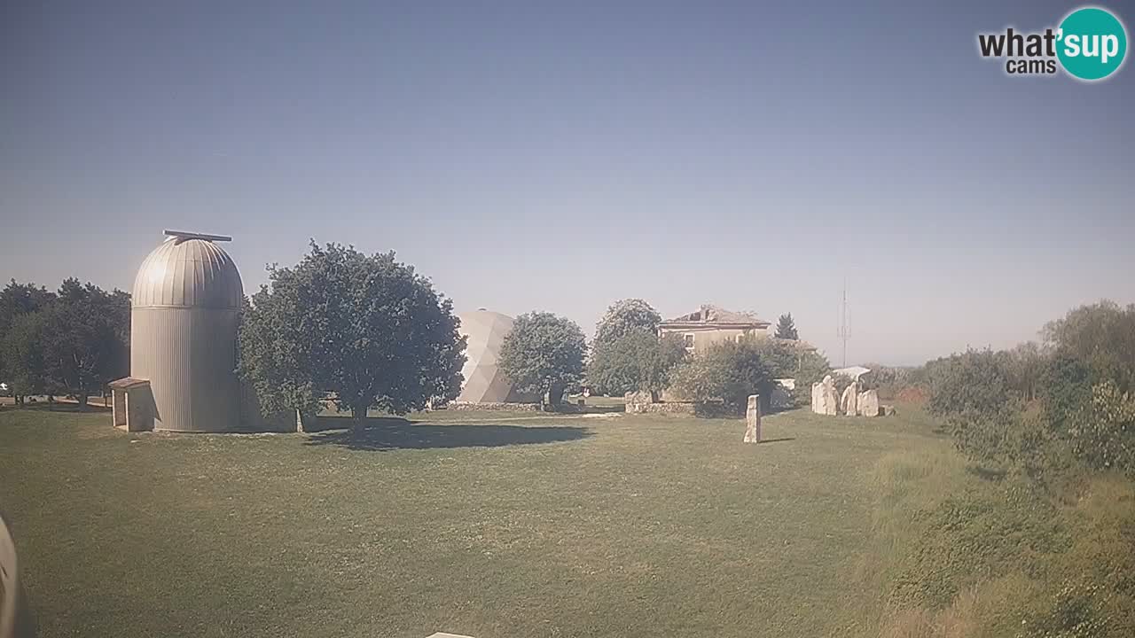 Višnjan Observatory Live Webcam – Explore the Sky, Asteroids, Comets, and Meteoroids