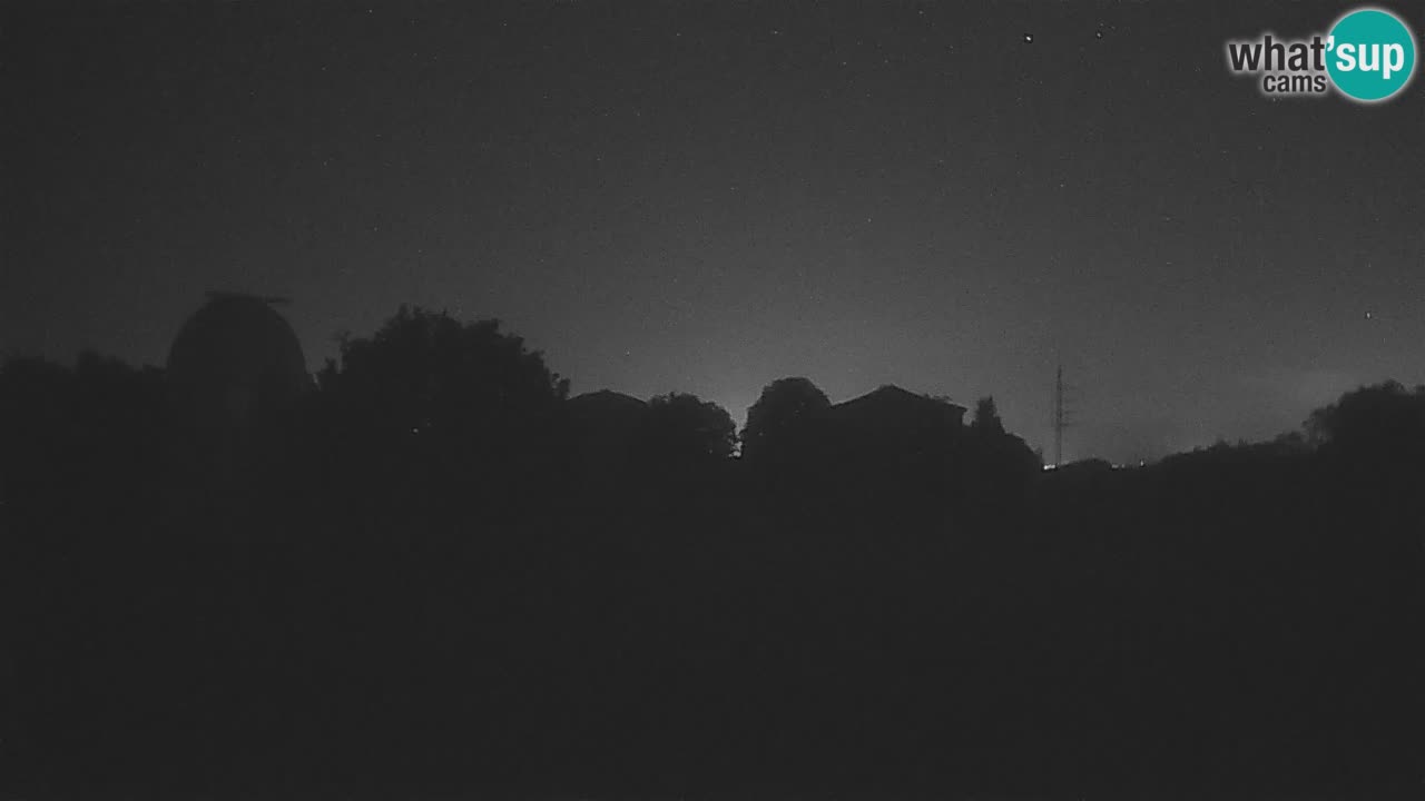 Observatorij Višnjan spletna kamera – Odkrivajte nebo, asteroide, komete in meteorite