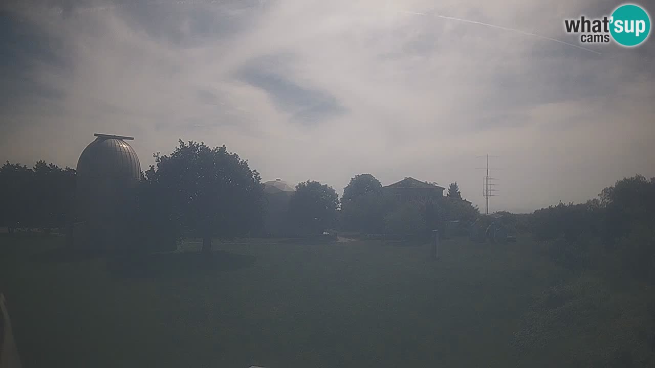 Webcam en direct de l’Observatoire de Višnjan – Explorez le ciel, les astéroïdes, les comètes et les météoroïdes