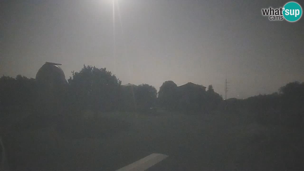 Webcam en direct de l’Observatoire de Višnjan – Explorez le ciel, les astéroïdes, les comètes et les météoroïdes