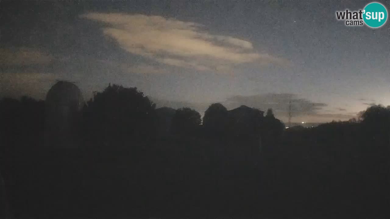 Višnjan-Observatorium Live Webcam – Explore the Sky, Asteroids, Comets, and Meteoroids
