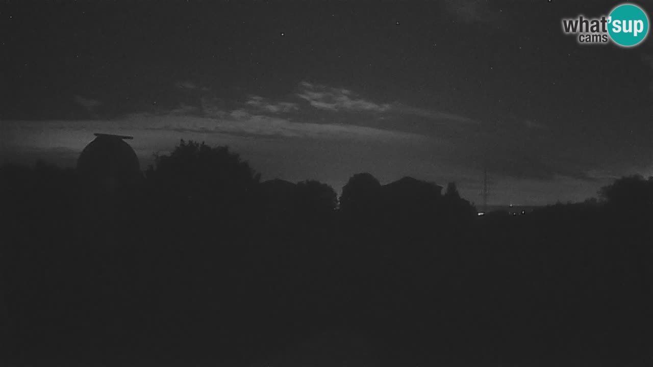 Webcam en direct de l’Observatoire de Višnjan – Explorez le ciel, les astéroïdes, les comètes et les météoroïdes