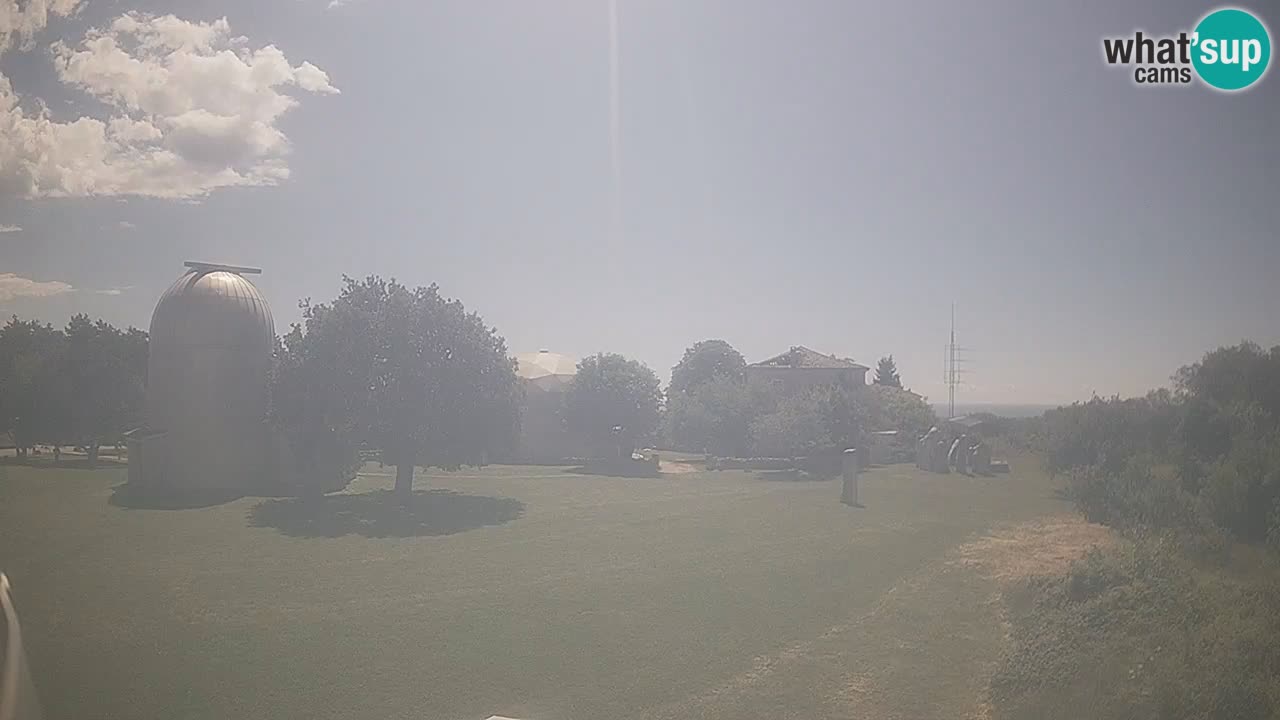 Webcam en direct de l’Observatoire de Višnjan – Explorez le ciel, les astéroïdes, les comètes et les météoroïdes