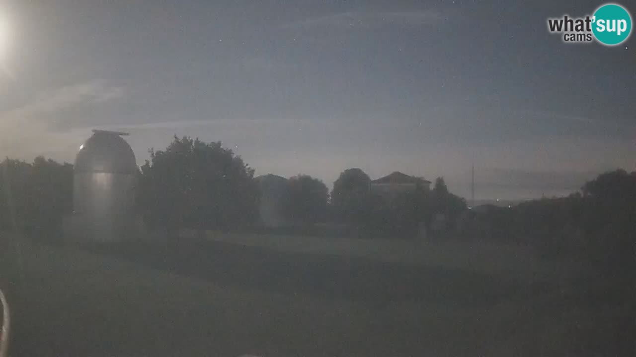 Višnjan-Observatorium Live Webcam – Explore the Sky, Asteroids, Comets, and Meteoroids