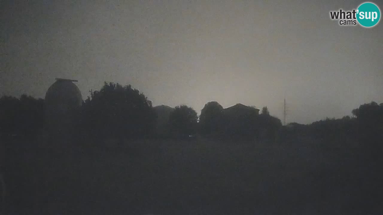 Višnjan-Observatorium Live Webcam – Explore the Sky, Asteroids, Comets, and Meteoroids