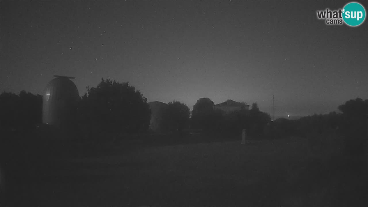 Cámara web en vivo del Observatorio de Višnjan: explora el cielo, los asteroides, cometas y meteoroides