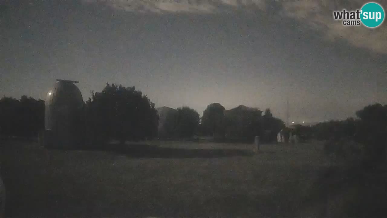Višnjan-Observatorium Live Webcam – Explore the Sky, Asteroids, Comets, and Meteoroids