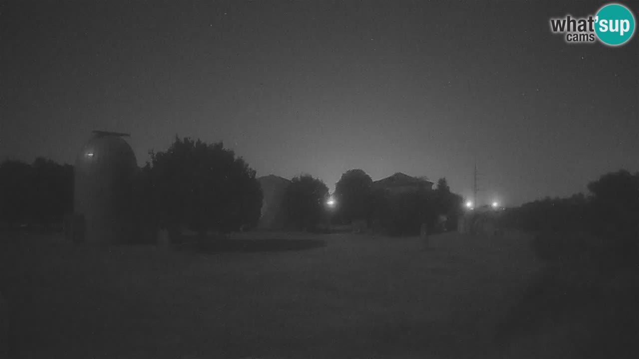 Višnjan-Observatorium Live Webcam – Explore the Sky, Asteroids, Comets, and Meteoroids