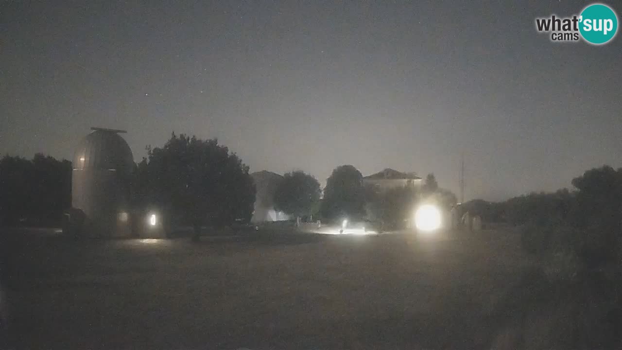 Cámara web en vivo del Observatorio de Višnjan: explora el cielo, los asteroides, cometas y meteoroides