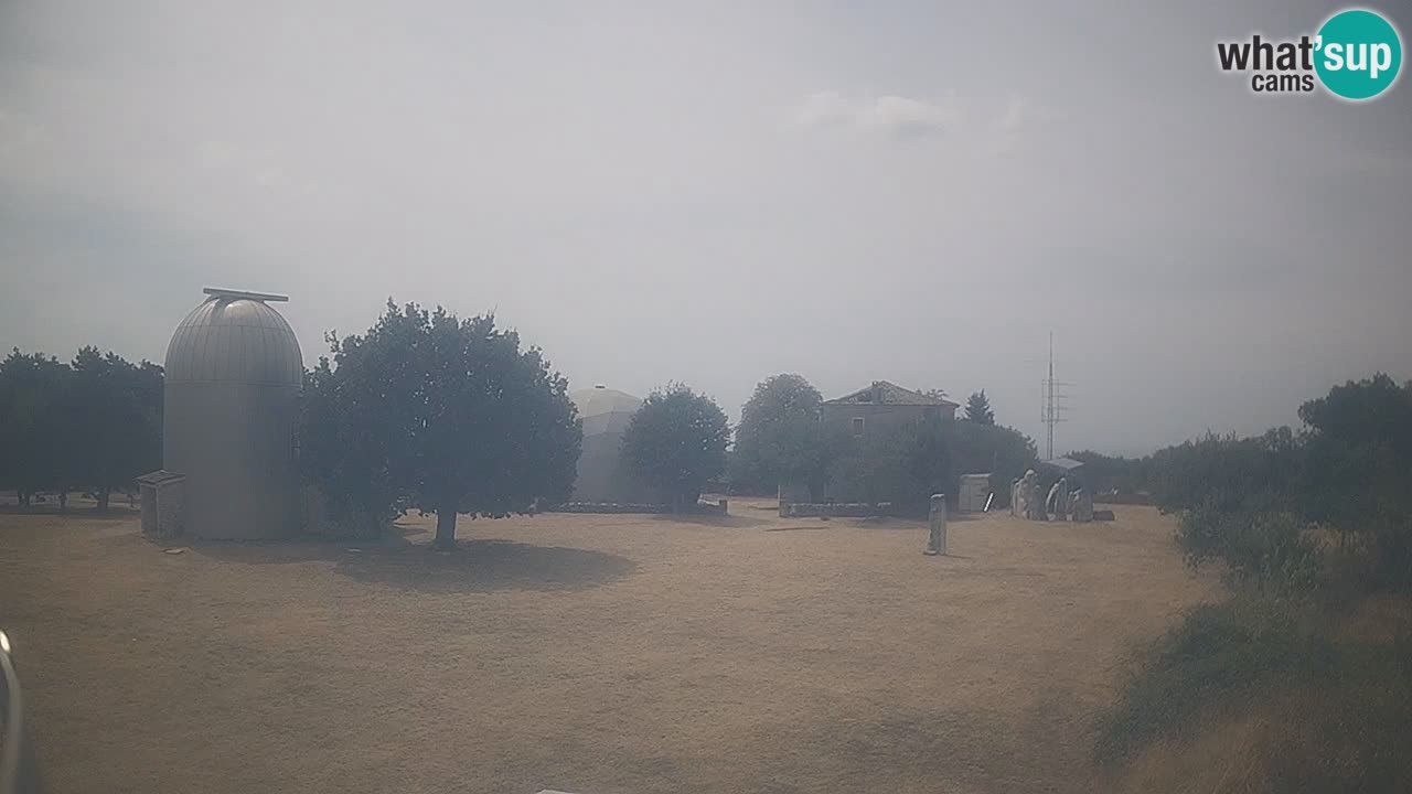 Webcam en direct de l’Observatoire de Višnjan – Explorez le ciel, les astéroïdes, les comètes et les météoroïdes