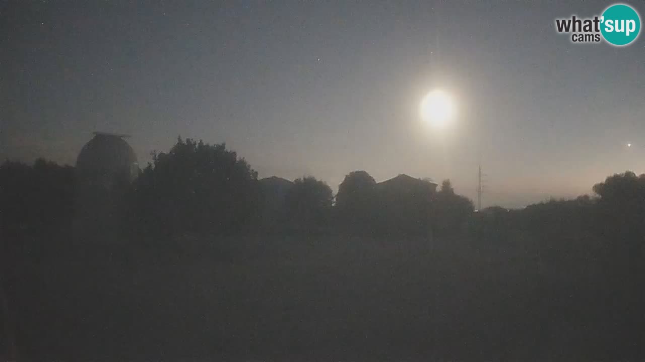 Višnjan-Observatorium Live Webcam – Explore the Sky, Asteroids, Comets, and Meteoroids