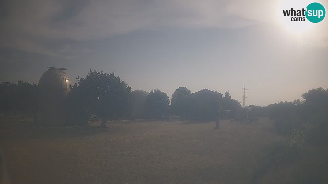 Webcam en direct de l’Observatoire de Višnjan – Explorez le ciel, les astéroïdes, les comètes et les météoroïdes