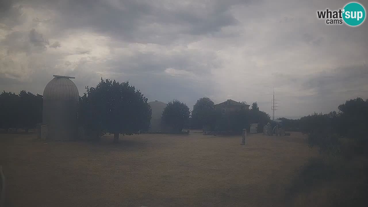 Webcam en direct de l’Observatoire de Višnjan – Explorez le ciel, les astéroïdes, les comètes et les météoroïdes