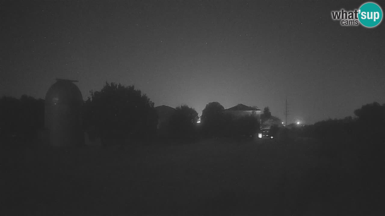 Webcam en direct de l’Observatoire de Višnjan – Explorez le ciel, les astéroïdes, les comètes et les météoroïdes